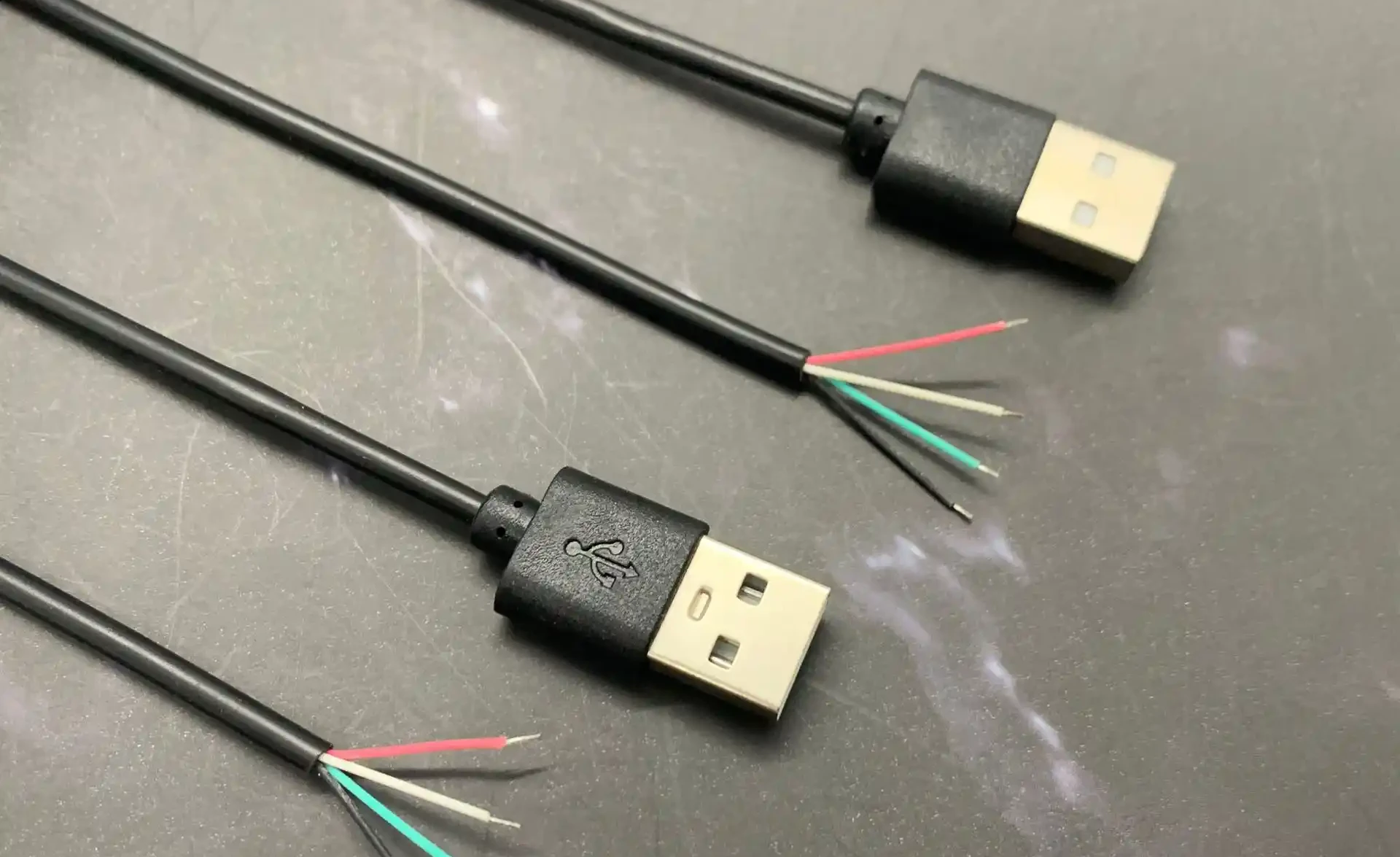 usb power cable banner